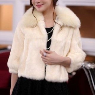 山东特价库存皮草外套清仓 山东便宜库存皮草外套清仓批发 库存