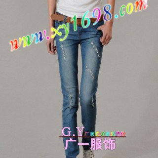 广东秋冬季韩版牛仔裤批发货源广东秋冬季怀旧款女装牛仔裤批发