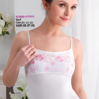 伊之美品牌内衣是学生首选的内衣