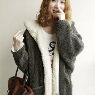 郑州内蒙古西藏长沙皮草外套批发上海女装时尚呢子外套便宜批发