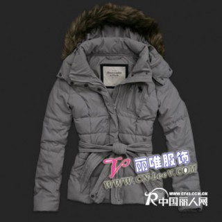 特价女装棉衣便宜批发厂家杂款棉衣毛衣批发6元起