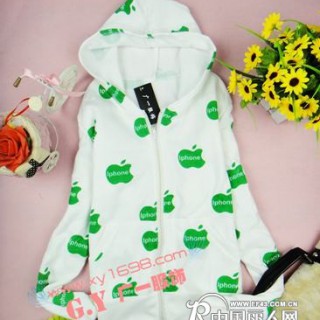 春季摆地摊的便宜衣服货源最好卖的春季女装批发