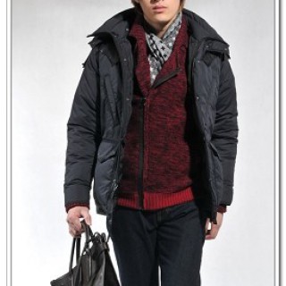 LOSACOS洛赛克斯男装 顺应时尚潮流