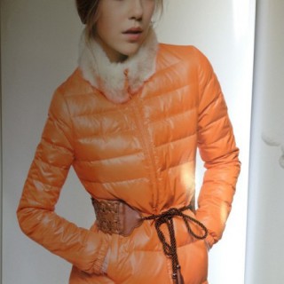 加盟【H-X韩轩】品牌折扣女装   做独特的服装品牌