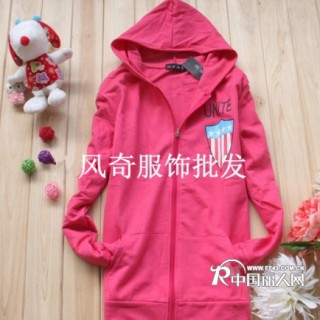 上海女装卫衣外套批发山东秋冬抓绒外套带帽卫衣批发促销便宜卫衣