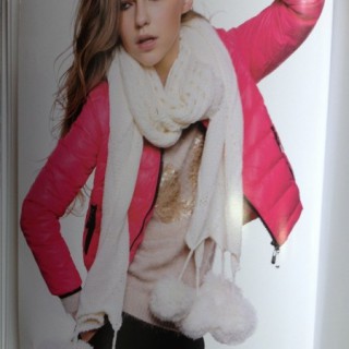 时尚先你一步，“H-X韩轩”折扣女装特批0加盟0保证金！