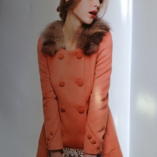 时尚元素活跃五彩缤纷世界  H-X韩轩折扣女装与众不同