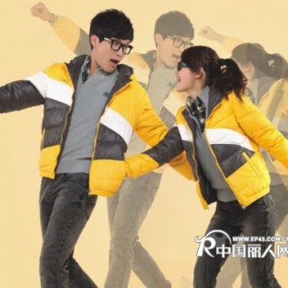 休闲情侣装 清新“意文”拼接