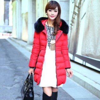 喜庆红色毛呢，“红雨竹”品牌女装