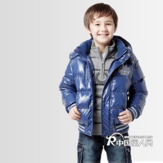 功夫熊五元童装给给孩子们提供一个时尚乐园！