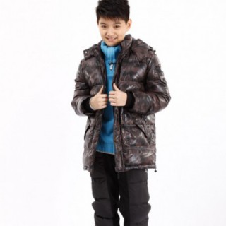 7-14岁的孩子应该穿什么样的衣服才合适