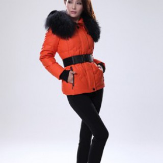 寒鹭羽绒服 投资有保障，诚邀您的加盟！