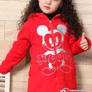 功夫熊童装实体店传递父母最真诚的爱！