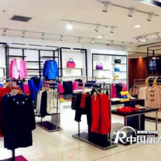 万众瞩目丹比奴女装新疆伊宁店盛大开业