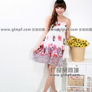 山东厂家裙子批发烟台夏季女裤批发济南韩版T恤批发临沂夏装批发