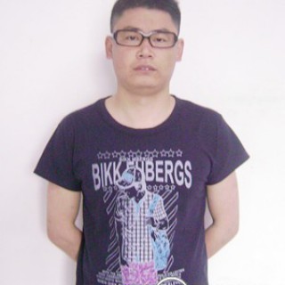 6元时尚新款男式短袖大量批发