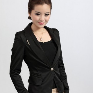 *雅戈美黛*品牌服装扣店登陆中国