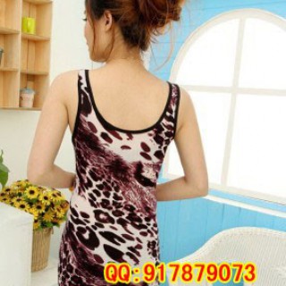 广州中低档便宜女装T恤批发便宜男装T恤批发便宜女装短袖T恤批