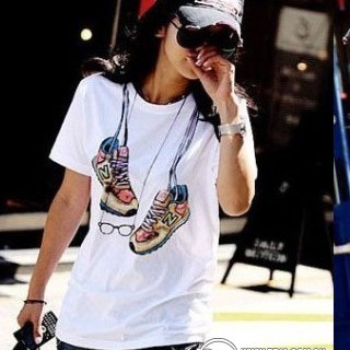 虎门服装批发厂家便宜T恤批发韩版李孝利T恤批发最时尚最新款服