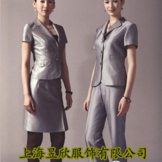 上海西服定做上海哪里有中高档男士西服定做