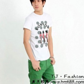 天杰服饰低价男装休闲短袖T恤批发女装李孝利短袖T恤批发