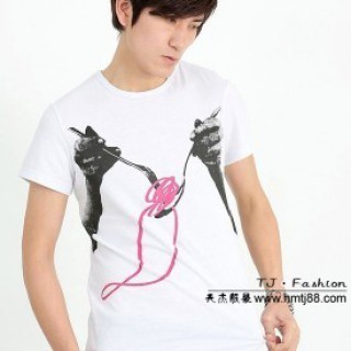 新款短袖男装T恤批发男式上衣批发便宜男装T恤批发圆领男装批发