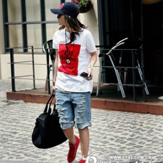 2013李孝利服饰T恤批发夏季女装批发广州短袖T恤批发夏季便