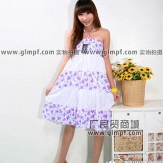 地摊服装批发摆地摊卖什么服装好地摊卖的女装批发广东服装批发市