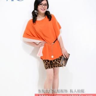 都市OL百搭小披肩批发 雪纺衫批发 时尚韩版圆领印花T恤批发