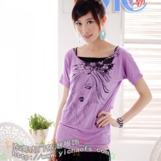 厂家直销韩版时尚个性T恤潮流时装批发