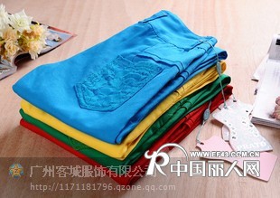虎门牛仔裤韩 版铅笔裤尾货处理批发 广东低价新款糖果铅笔裤