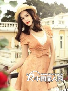 蓝色倾情品牌服饰诚邀加盟