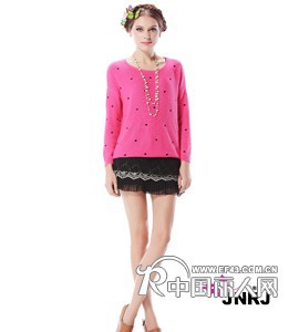 　致富并不难，关键你要选对品牌！江南人家品牌折扣女装加盟