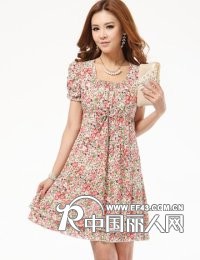 2013年爆款连衣裙批发时尚修身连衣裙批发沙河韩版纯棉连衣裙