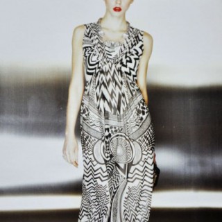 广州品牌折扣女装库存服装批发,尾货批发走份天天红服饰,