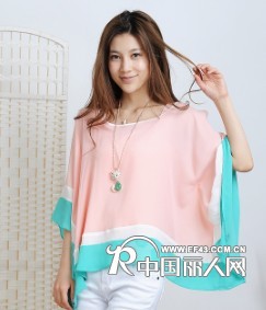 库存女装批发 夏季女装短袖 多款多色欢迎选购