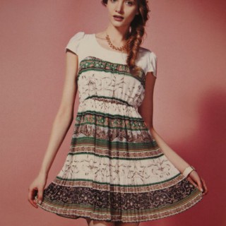 秋水三彩伊人品牌折扣精品女装批发代理