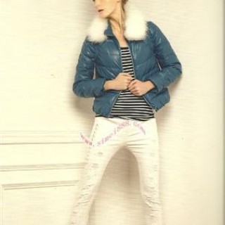 •  深圳斯玫品牌折扣女装批发 品牌女装库存批发品牌女装尾货