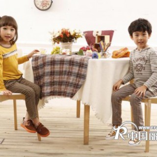 妈咪之星童装分享童年最快乐的自己