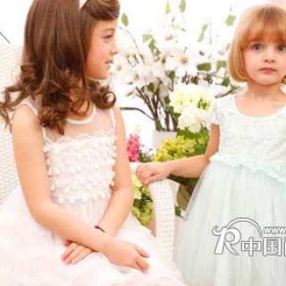 中国童装十佳品牌“小熊B琪”诚招全国各省市加盟商！