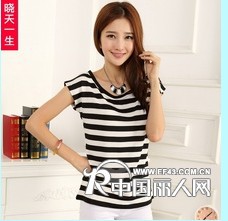 男女装T恤服装，连衣裙，春装卫衣