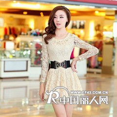 时尚女装批发便宜连衣服批发杂款牛仔裤批发