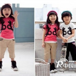 功夫熊童装在消费者中赢得了极佳的口碑