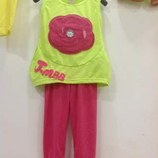 外贸尾货库存品牌童装求购