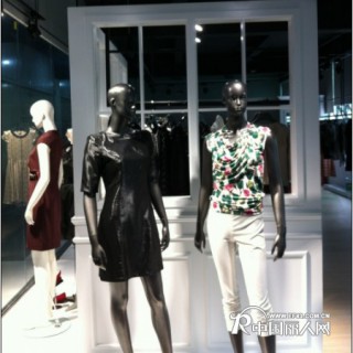 品牌折扣服装批发 品牌折扣女装 库存服装批发 品牌折扣服装批