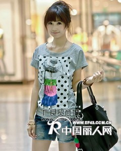 女式短袖批发男式短袖T恤批发韩版女款T恤批发最便宜的T恤批发