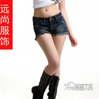 义乌哪里的连衣裙批发便宜了?石狮牛仔短裤批发在哪儿？