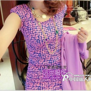 六月最抢手货源便宜连衣裙批发最热销划算的连衣裙批发