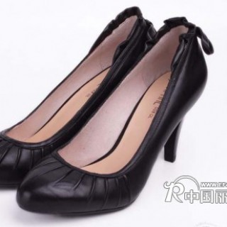 正品达芙妮专柜女鞋库存平底高跟鞋折扣尾货女鞋批发现货