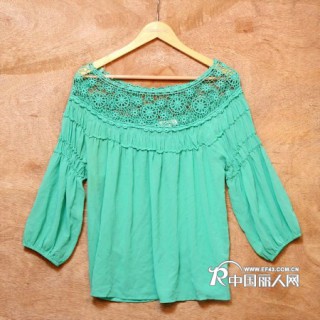 厂家直销品牌库存服装，欧美T恤上衣欧美大牌女装雪纺衫深圳批发